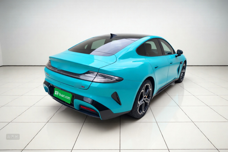 MI SU7 2024 immagine di auto #7
