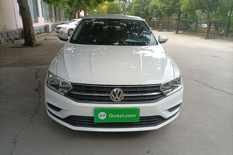 Volkswagen Bora 2017 car image #3