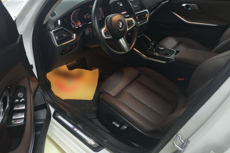 BMW 3 Series 2022 #16 BMW 3 Series 2022 immagine di auto #16