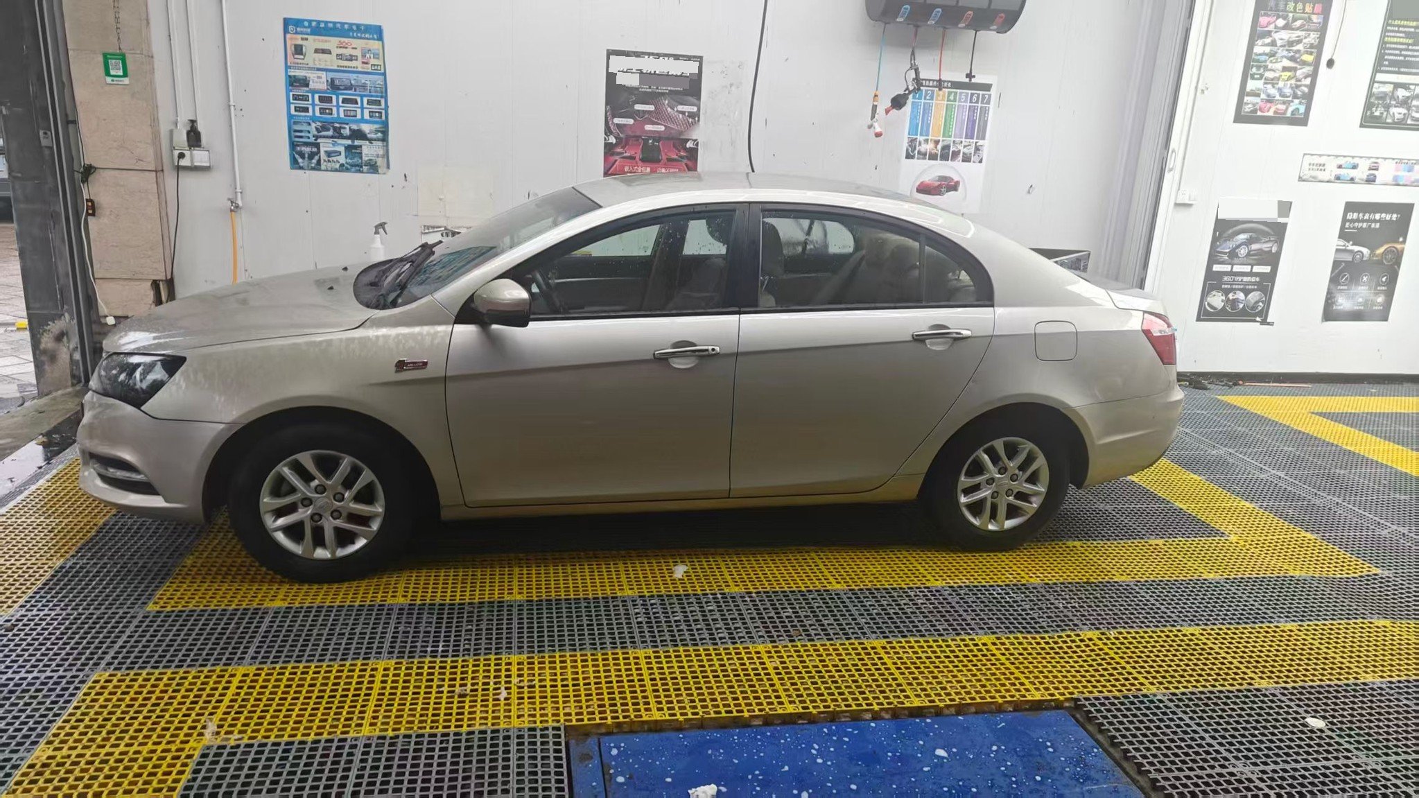 GEELY Emgrand 2018 #4 GEELY Emgrand 2018 car image #4