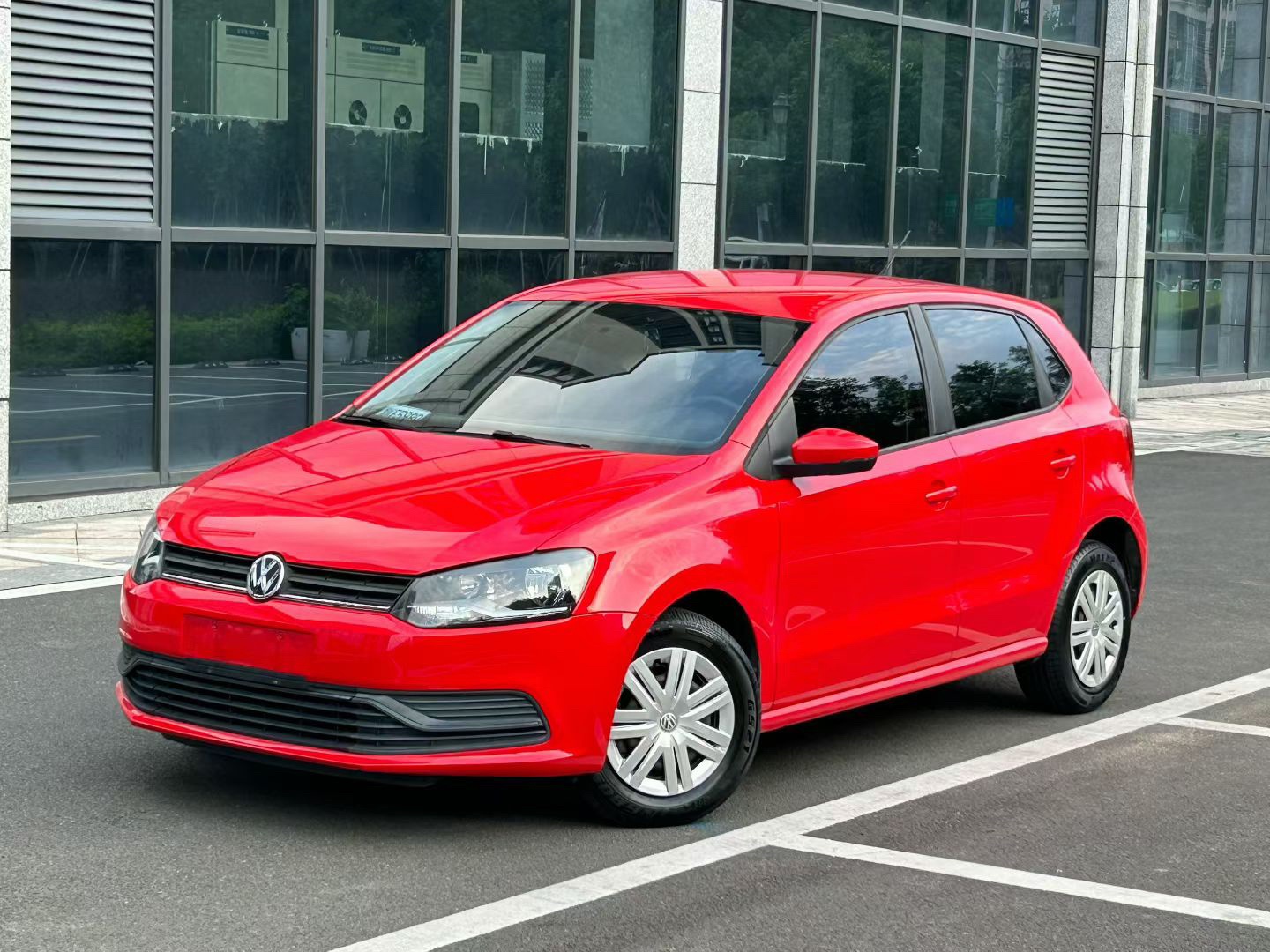 Volkswagen Polo 2018 Volkswagen Polo 2018 car image