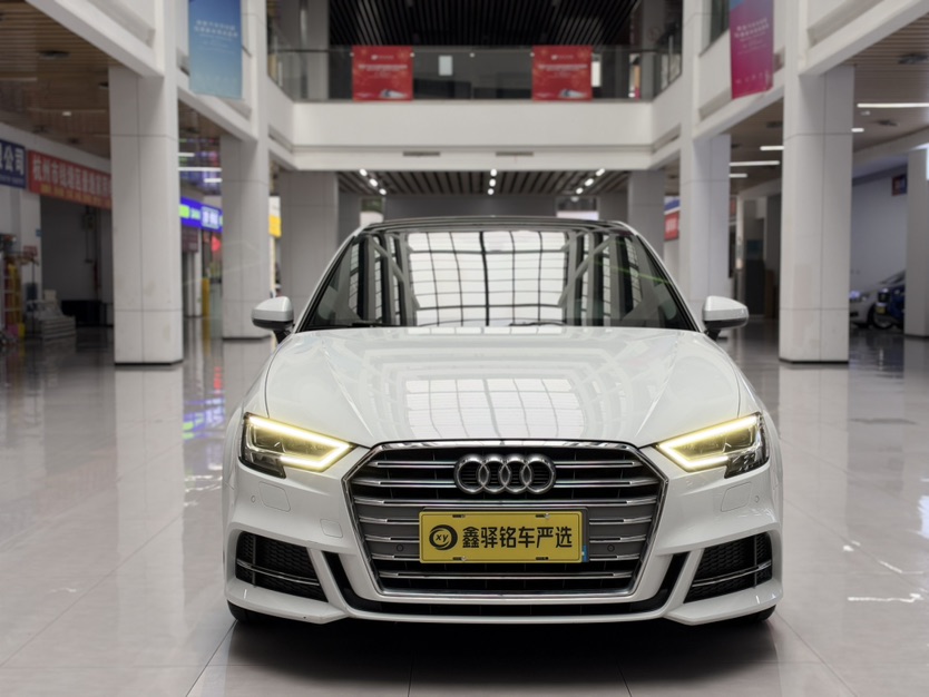 Audi A3 2020 #2 Audi A3 2020 صورة سيارة #2