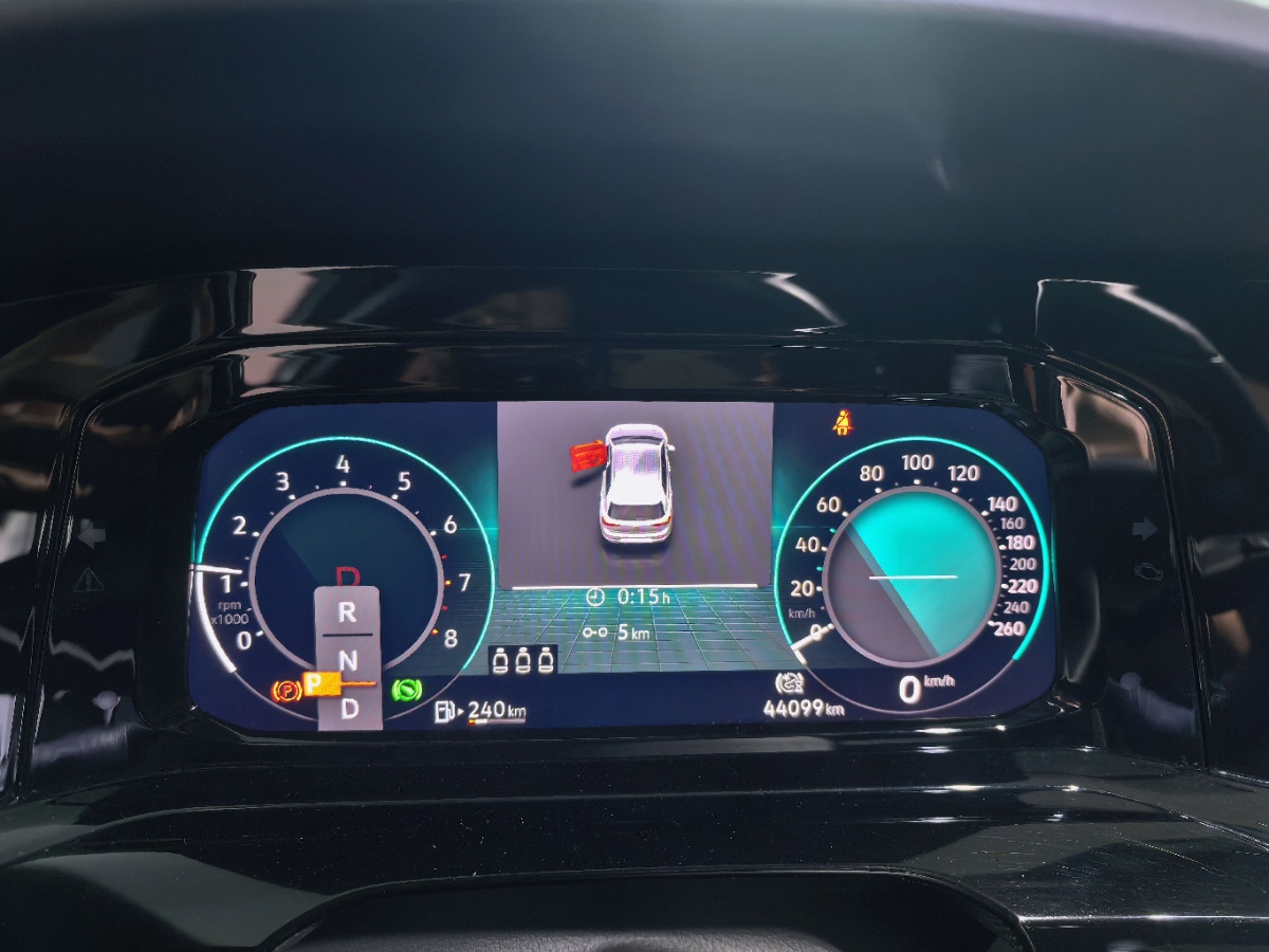 Volkswagen Golf 2022 car image #6