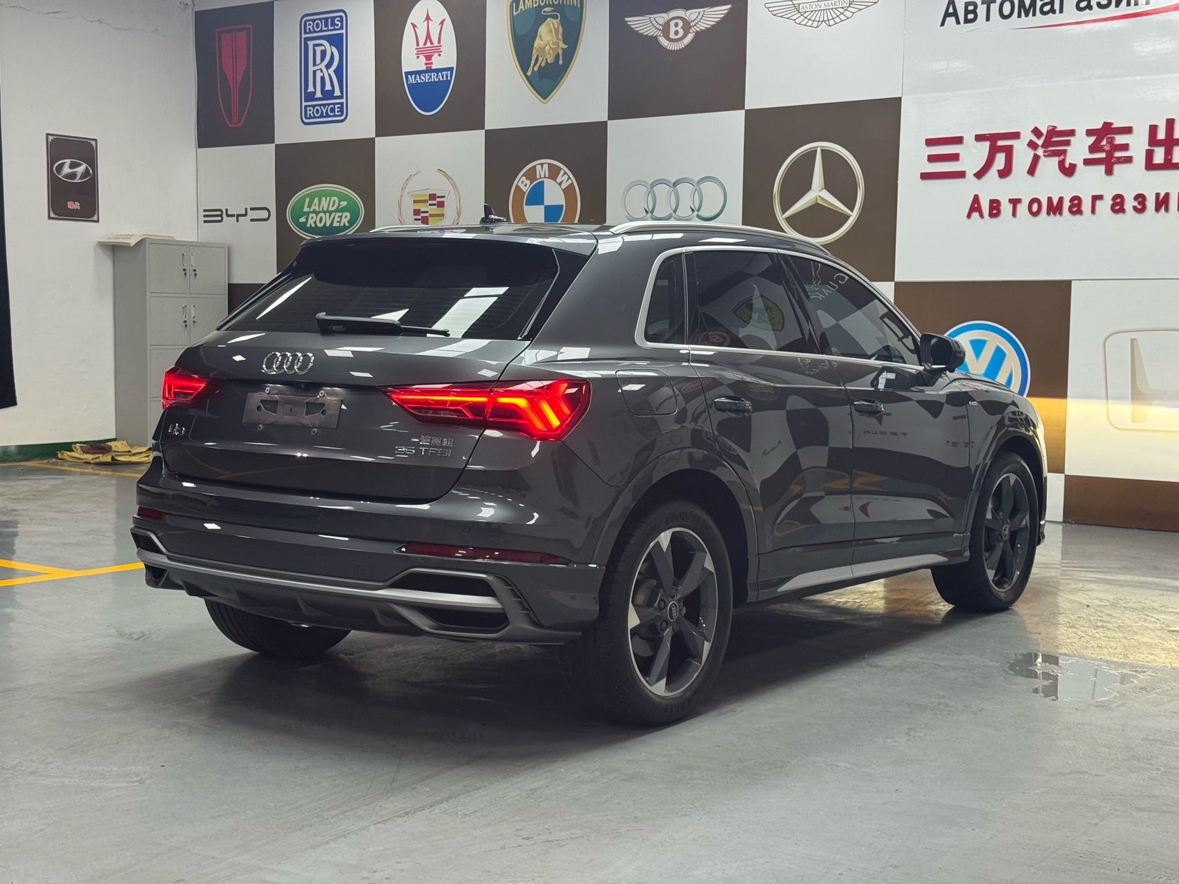 Audi Q3 2021 #6 Audi Q3 2021 car image #6