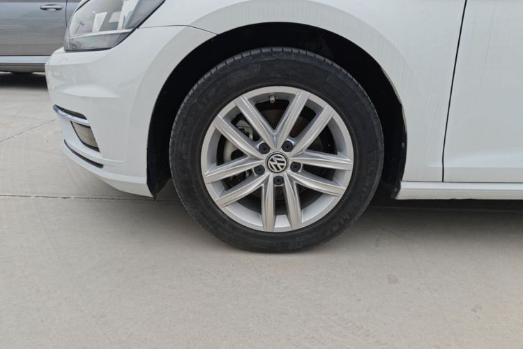 Volkswagen Golf 2019 #9 Volkswagen Golf 2019 car image #9