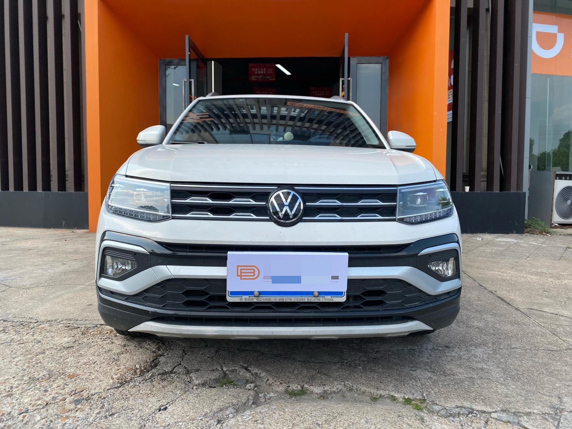 Volkswagen T-Cross 2021 car image #3