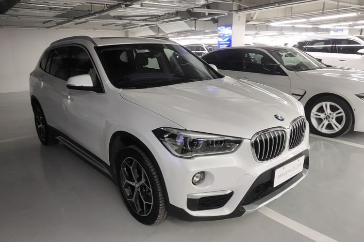 BMW X1 2018 #4 BMW X1 2018 car image #4