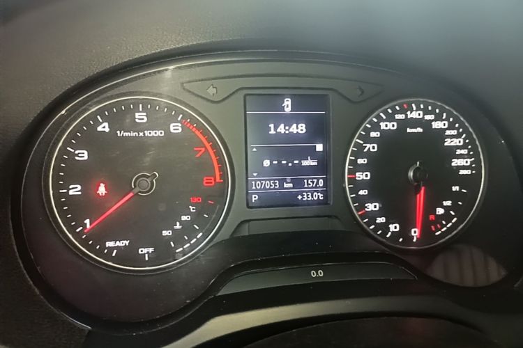 Audi A3 2018 car image #16
