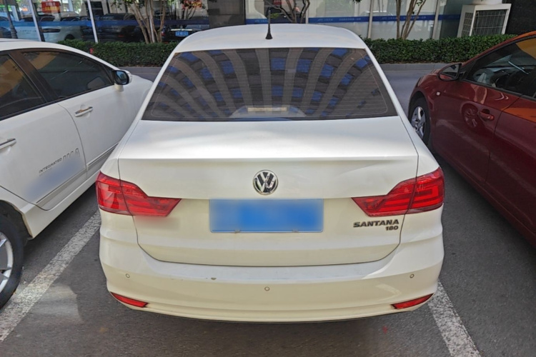 Volkswagen Santana 2016 car image #6