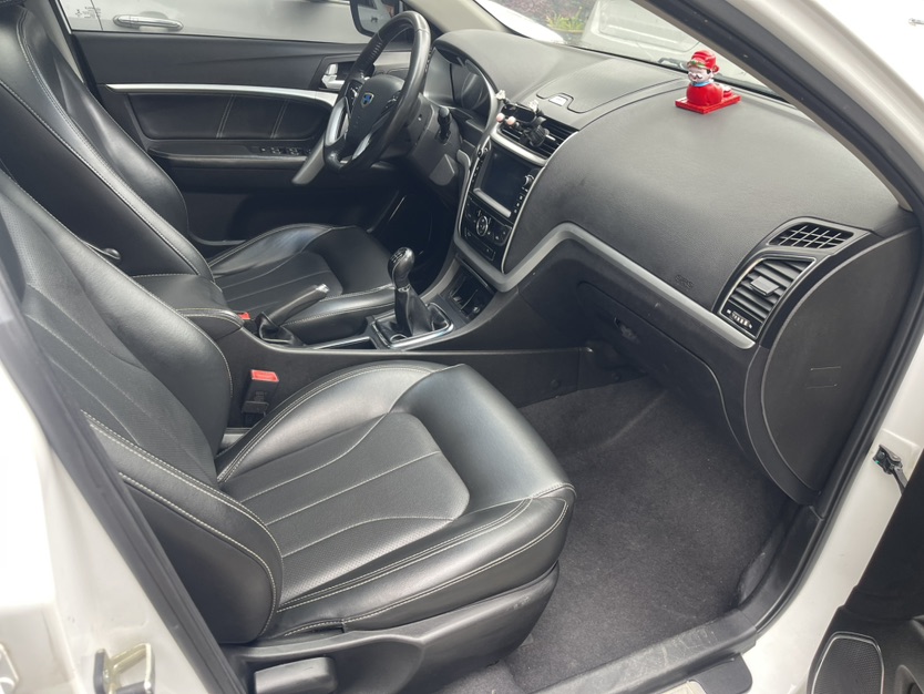 GEELY Emgrand 2016 car image #6