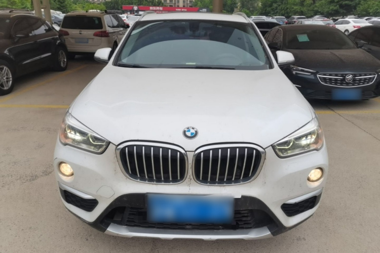 BMW X1 2019 #3 BMW X1 2019 car image #3