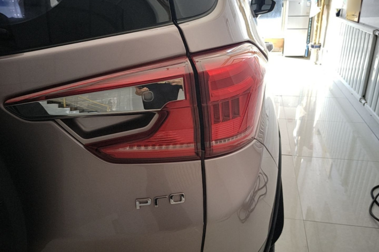 BYD Yuan Pro 2023 car image #8