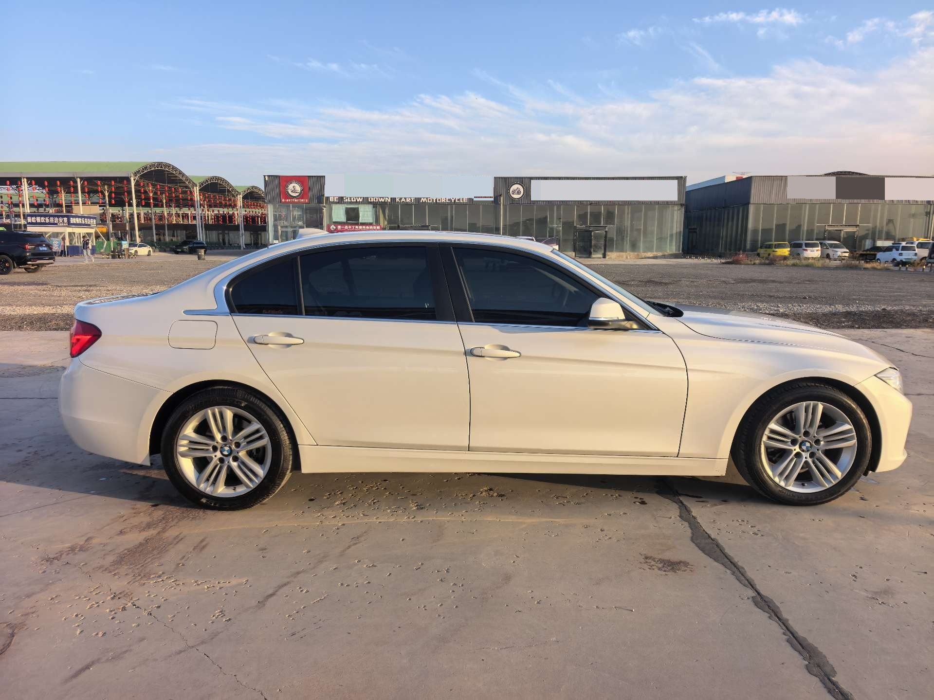 BMW 3 Series 2017 #4 BMW 3 Series 2017 car image #4
