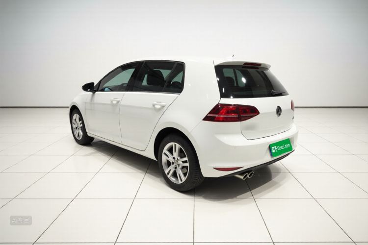 Volkswagen Golf 2017 car image #5