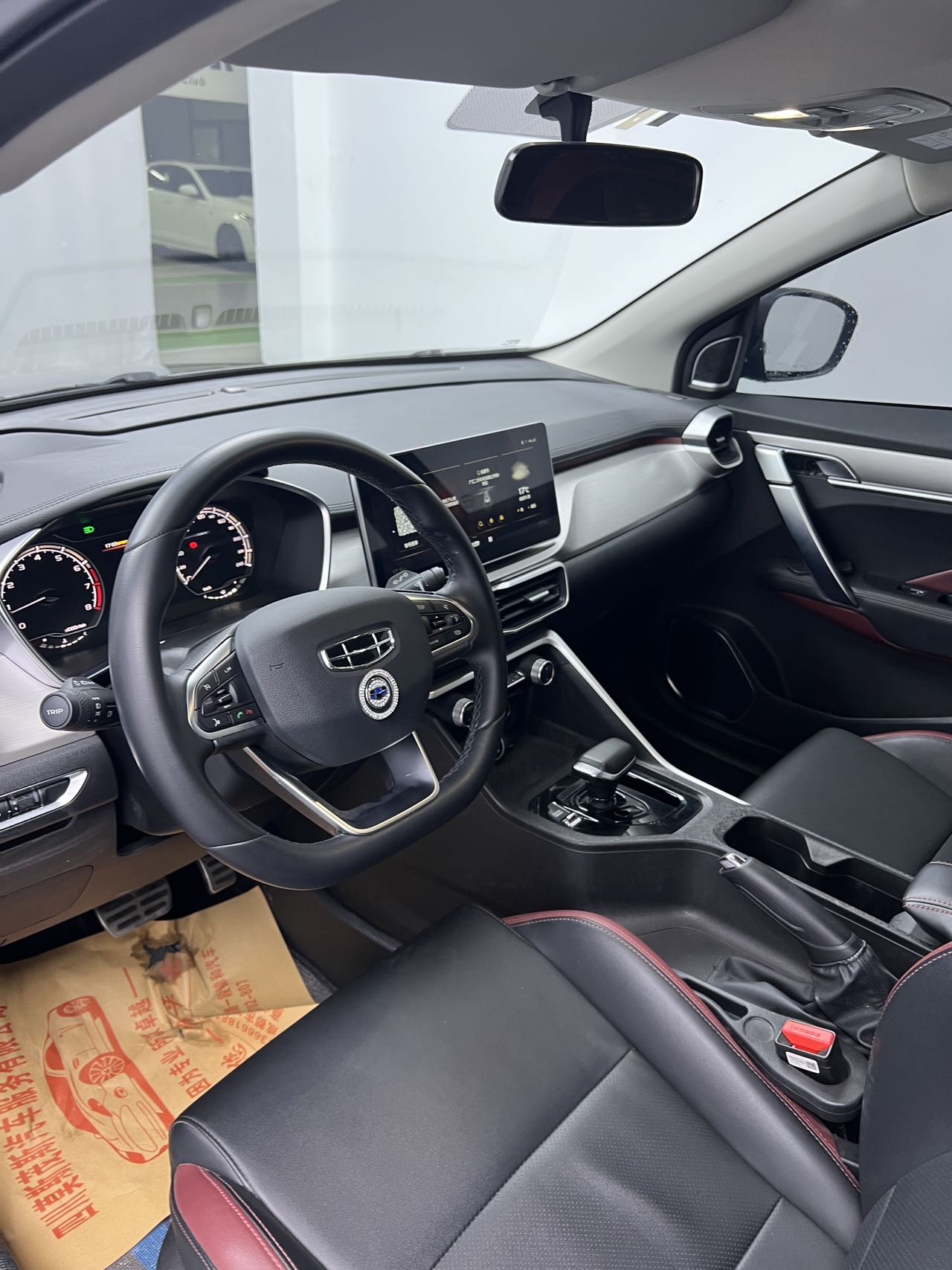 GEELY Coolray 2021 #4 GEELY Coolray 2021 car image #4