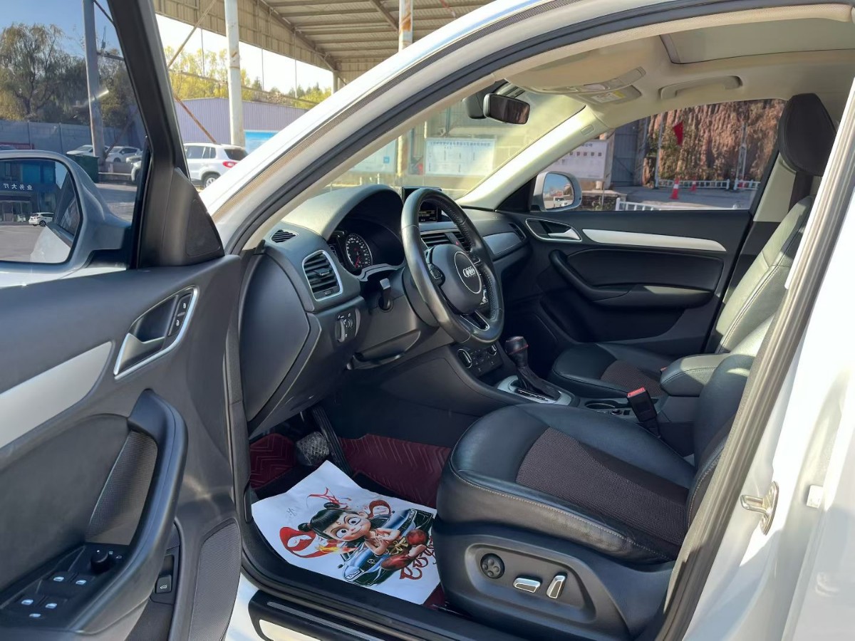 Audi Q3 2018 #4 Audi Q3 2018 car image #4