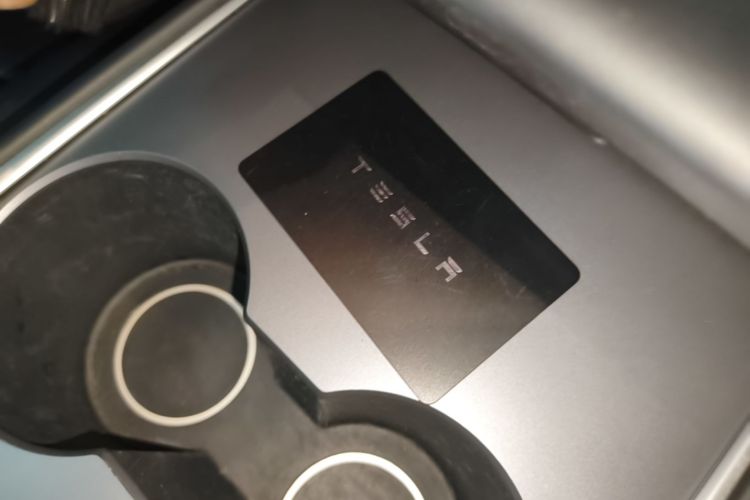 Tesla Model 3 2023 #9 Tesla Model 3 2023 صورة سيارة #9