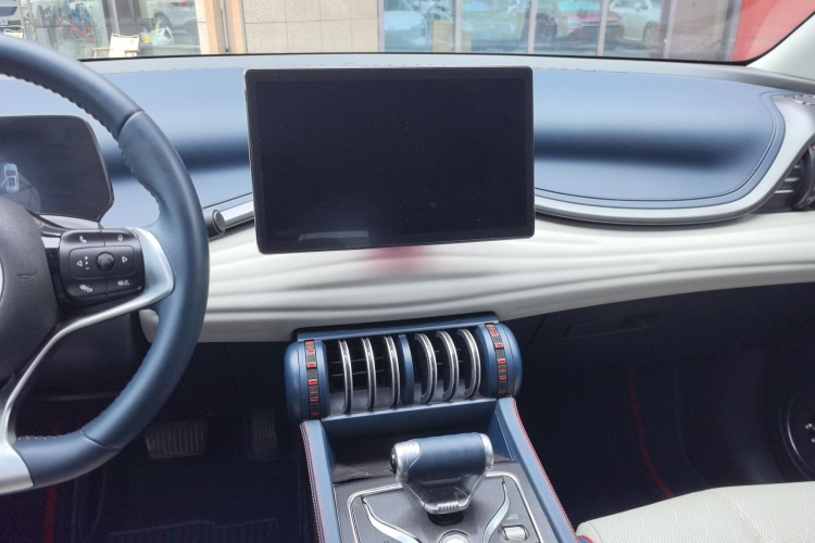 BYD Yuan Plus 2022 immagine di auto #17