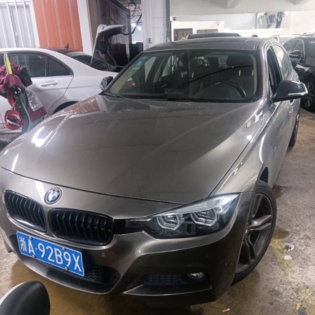 BMW 3 Series 2018 BMW 3 Series 2018 car image