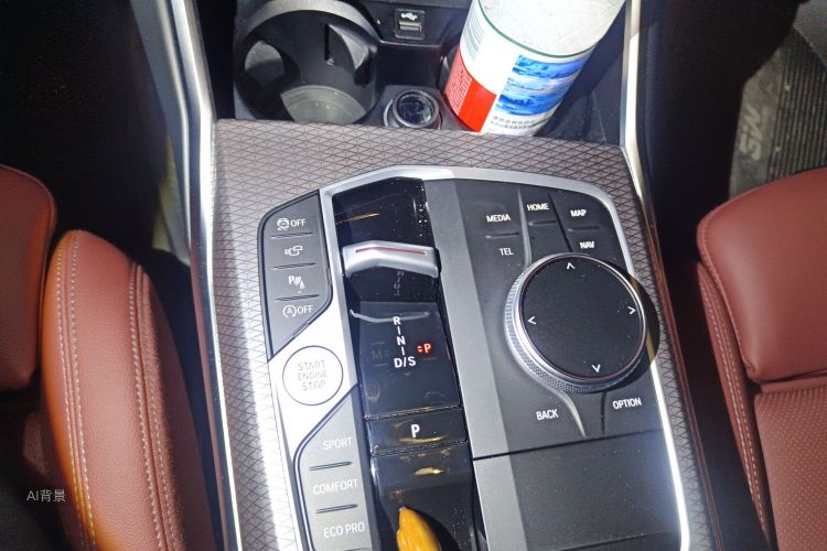 BMW 3 Series 2025 car image #16