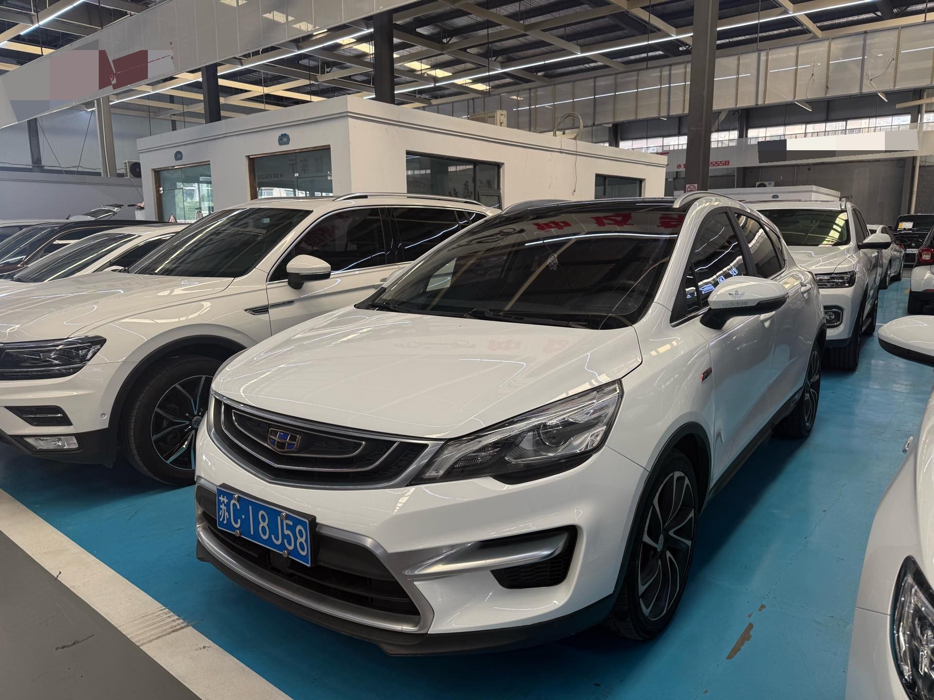 GEELY Emgrand GS 2017 GEELY Emgrand GS 2017 car image