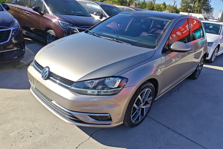 Volkswagen Golf 2018 #2 Volkswagen Golf 2018 صورة سيارة #2