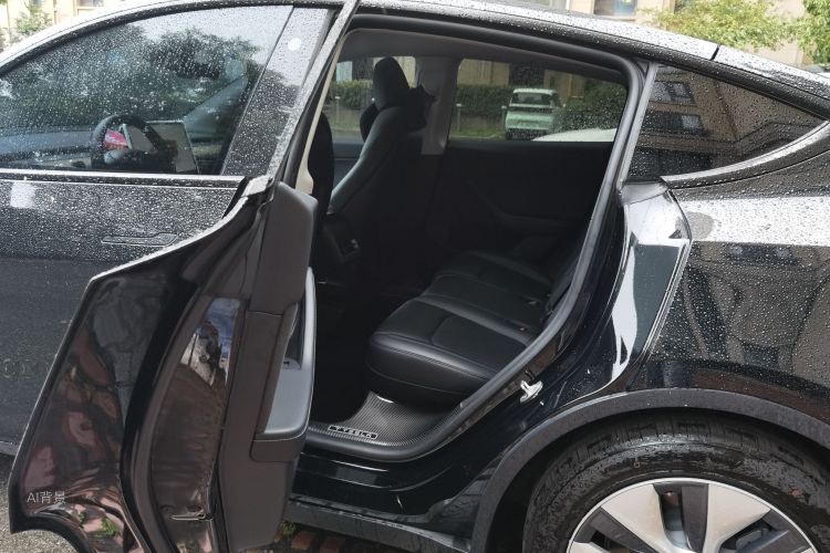 Tesla Model Y 2022 #19 Tesla Model Y 2022 car image #19