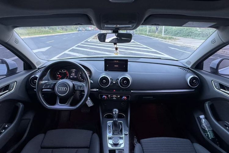 Audi A3 2018 #14 Audi A3 2018 car image #14