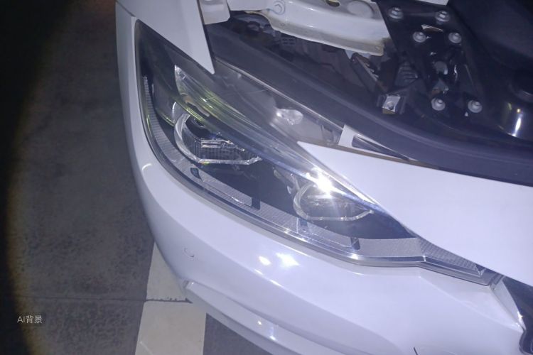 BMW 3 Series 2018 #8 BMW 3 Series 2018 car image #8