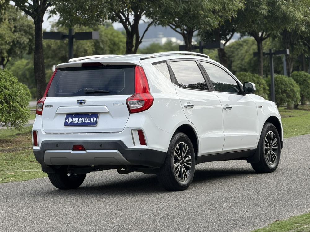 GEELY Vision X6 2018 car image #6