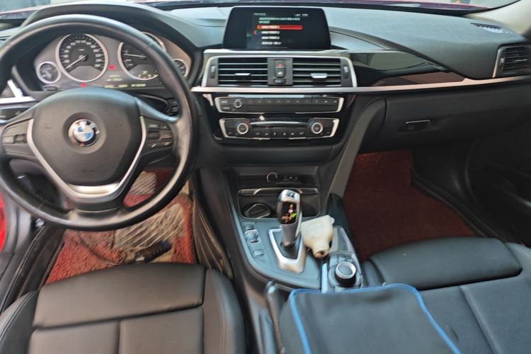 BMW 3 Series 2018 #13 BMW 3 Series 2018 car image #13