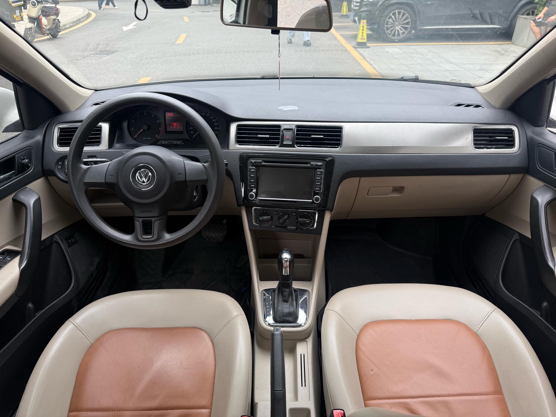 Volkswagen Santana 2015 car image #9