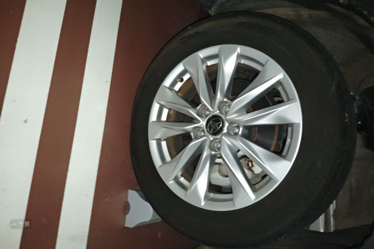 Toyota Corolla Cross 2025 صورة سيارة #9