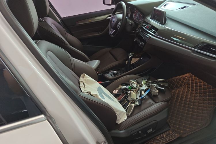 BMW X1 2018 #24 BMW X1 2018 car image #24