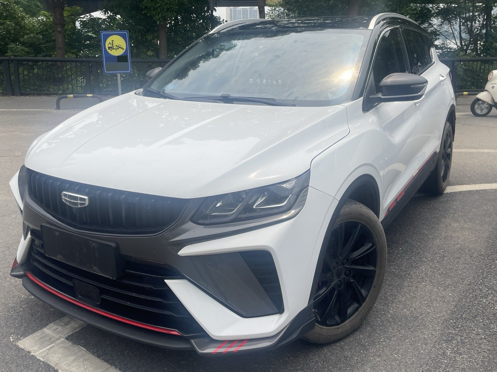 GEELY Coolray 2024 GEELY Coolray 2024 car image