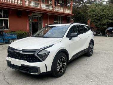 Kia Sportage 2025 汽车图片 