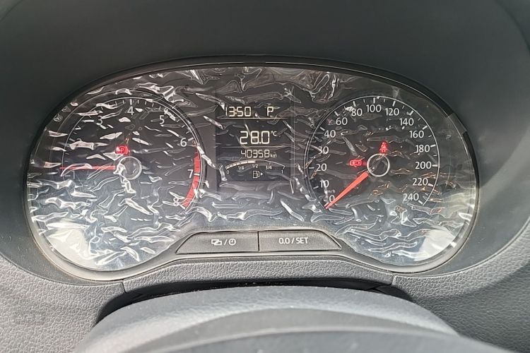 Volkswagen Polo 2017 #13 Volkswagen Polo 2017 car image #13