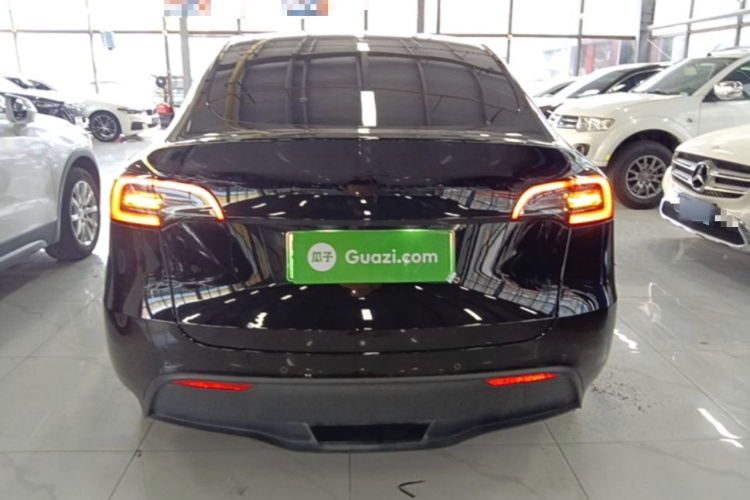 Tesla Model Y 2022 #6 Tesla Model Y 2022 immagine di auto #6