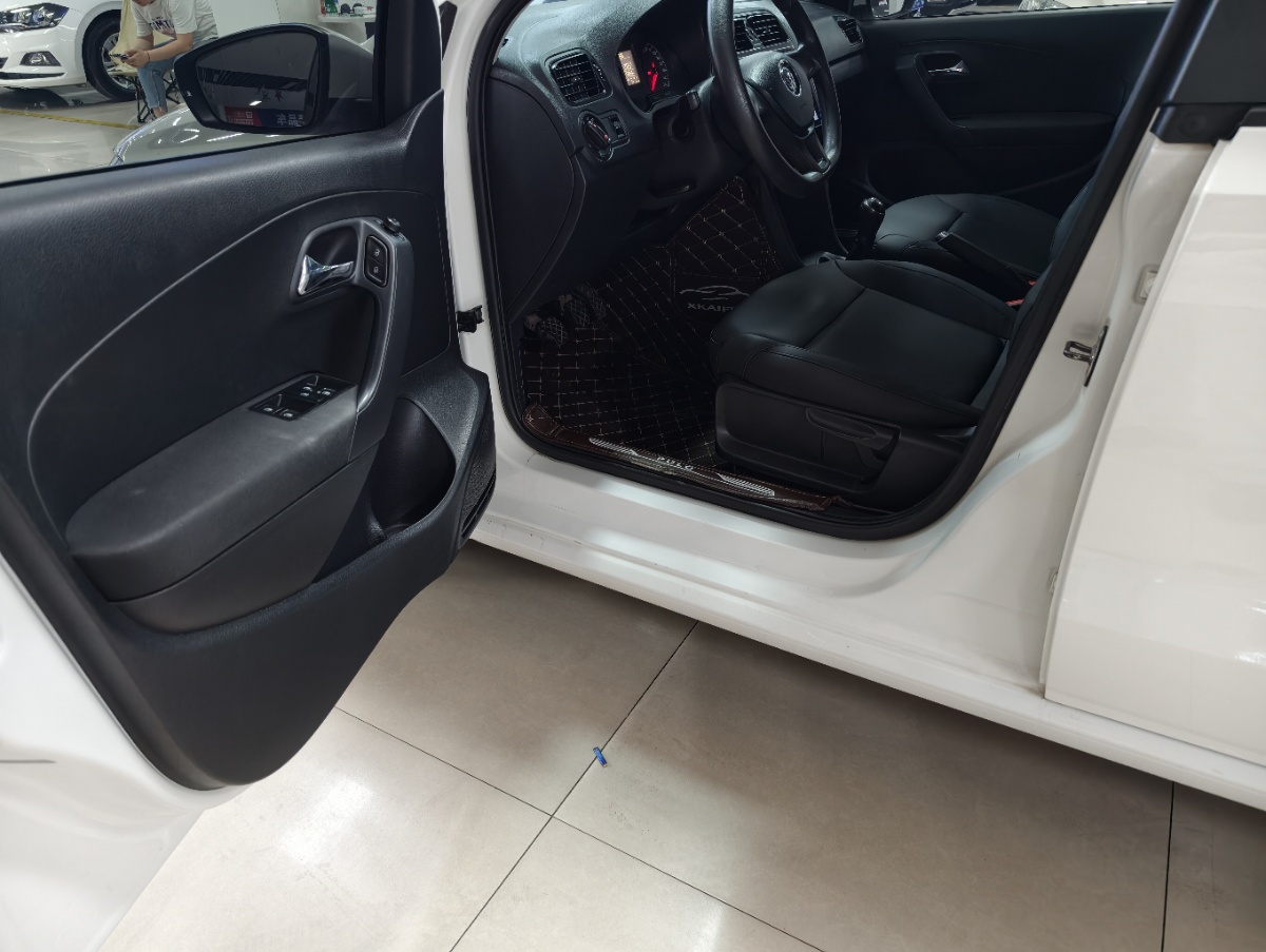 Volkswagen Polo 2017 #8 Volkswagen Polo 2017 car image #8