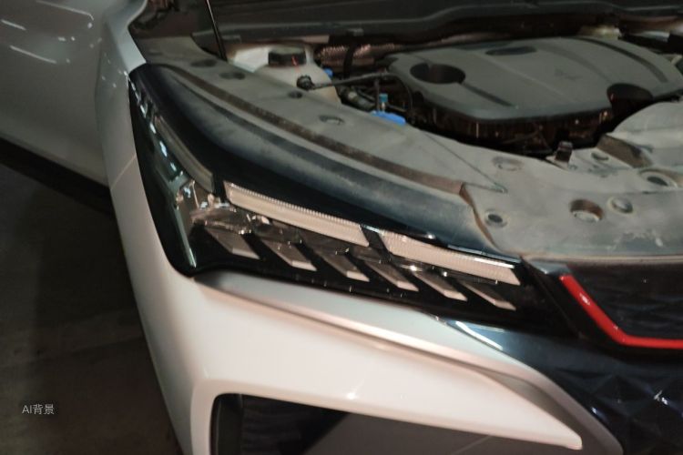 GEELY Coolray 2023 immagine di auto #8