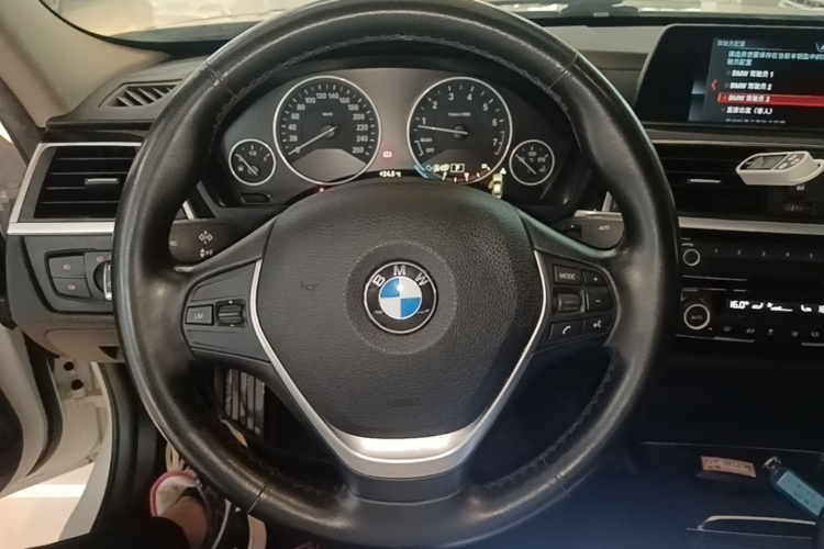 BMW 3 Series 2018 #11 BMW 3 Series 2018 car image #11