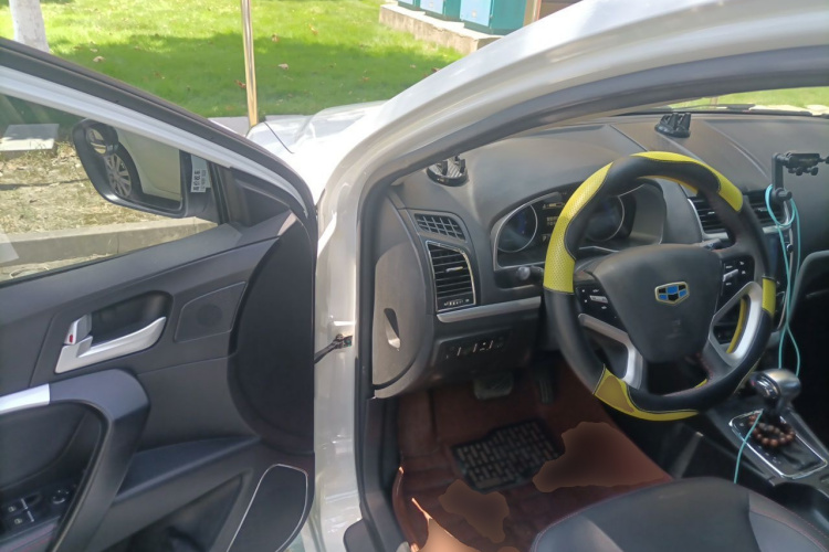 GEELY Emgrand 2015 #9 GEELY Emgrand 2015 car image #9
