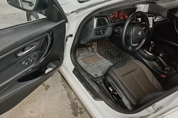 BMW 3 Series 2016 #16 BMW 3 Series 2016 car image #16