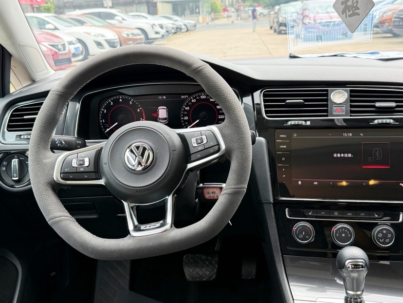 Volkswagen Golf 2019 #6 Volkswagen Golf 2019 car image #6
