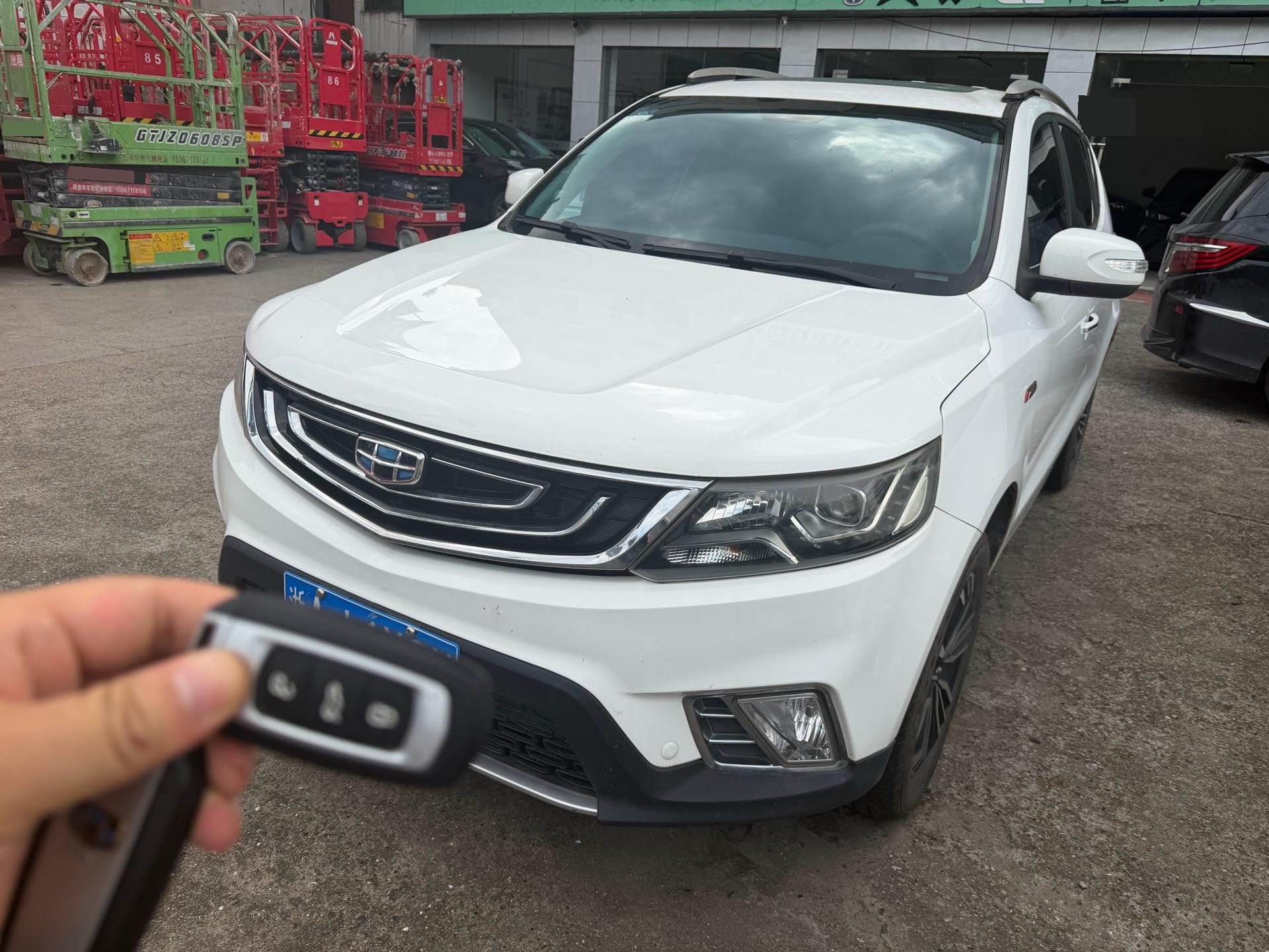GEELY Vision X6 2017 GEELY Vision X6 2017 immagine di auto