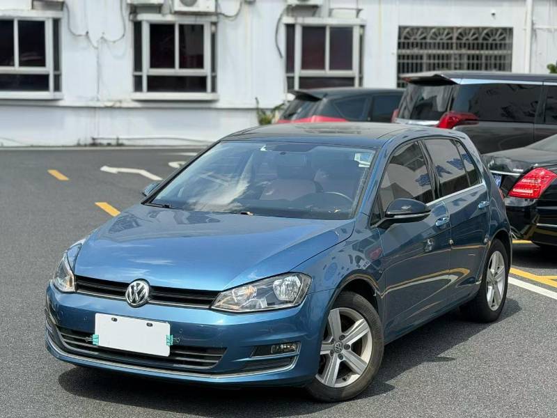 Volkswagen Golf 2017 car image #7