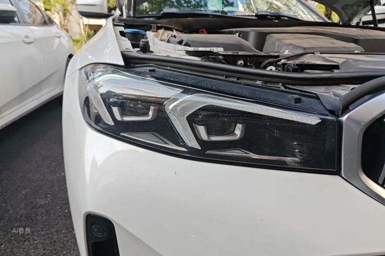 BMW 3 Series 2022 car image #8