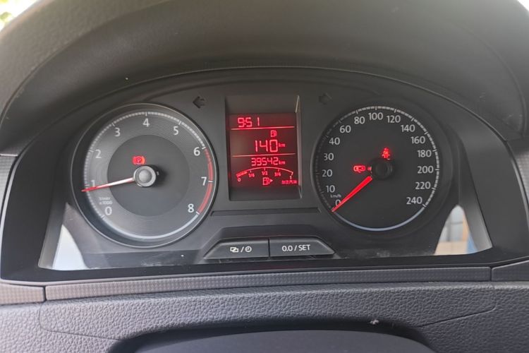 Volkswagen Santana 2018 #12 Volkswagen Santana 2018 car image #12