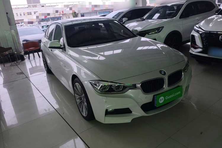 BMW 3 Series 2019 car image #4