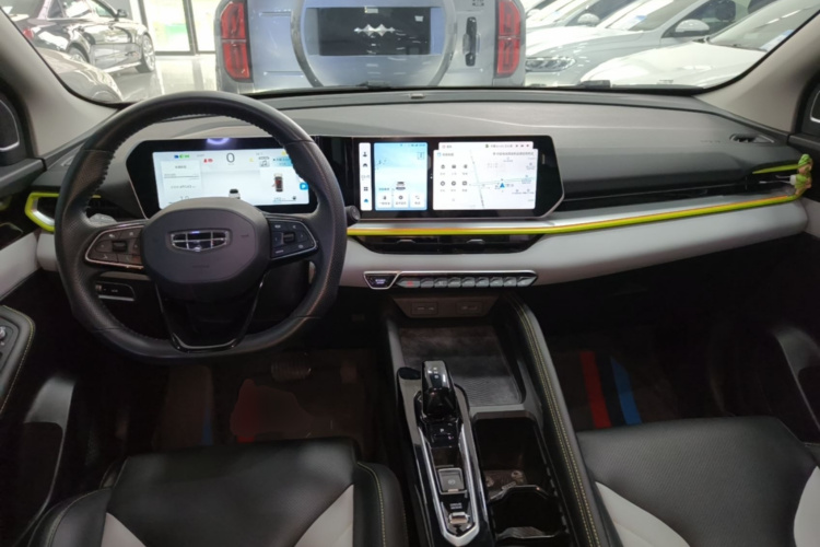 GEELY Coolray 2022 #10 GEELY Coolray 2022 car image #10